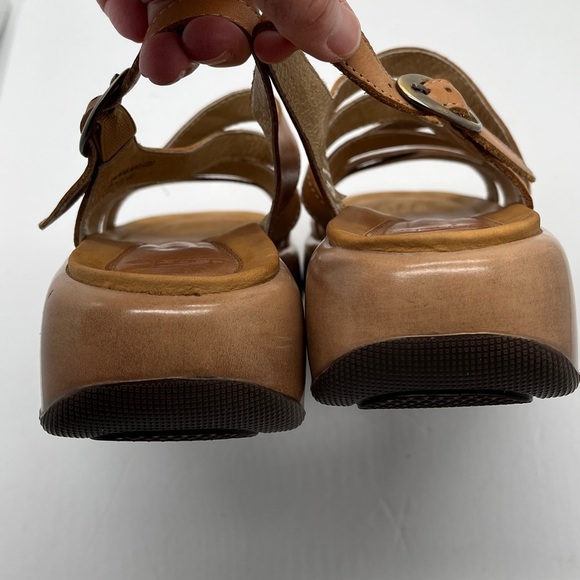 Dansko Lolita Leather Strappy Sandals Women’s US 9.5-10 /40 Tan Chunky Comfort - Picture 9 of 15